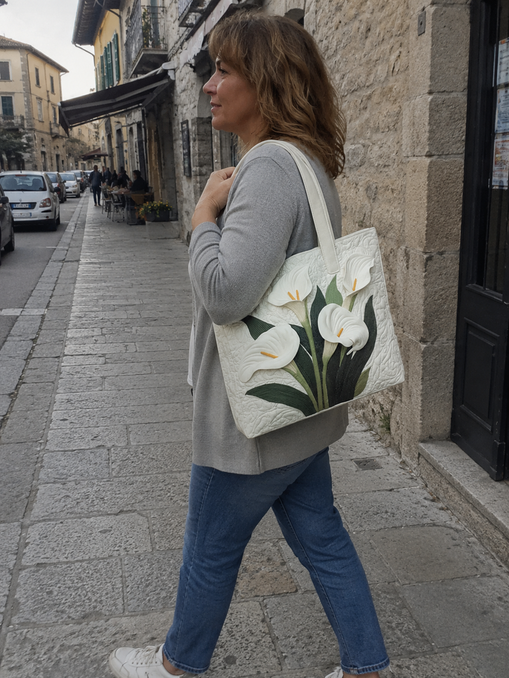 Bella anche con un abbigliamento semplice